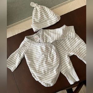 Hanna Andersson wiggle set 0-3 months grey and white striped